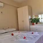 Bebek Gümüldür